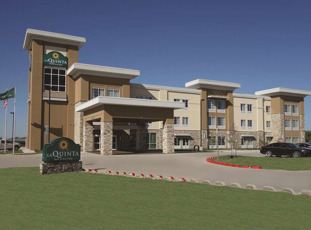 La Quinta By Wyndham San Antonio By Frost Bank Center Hotel Exterior photo